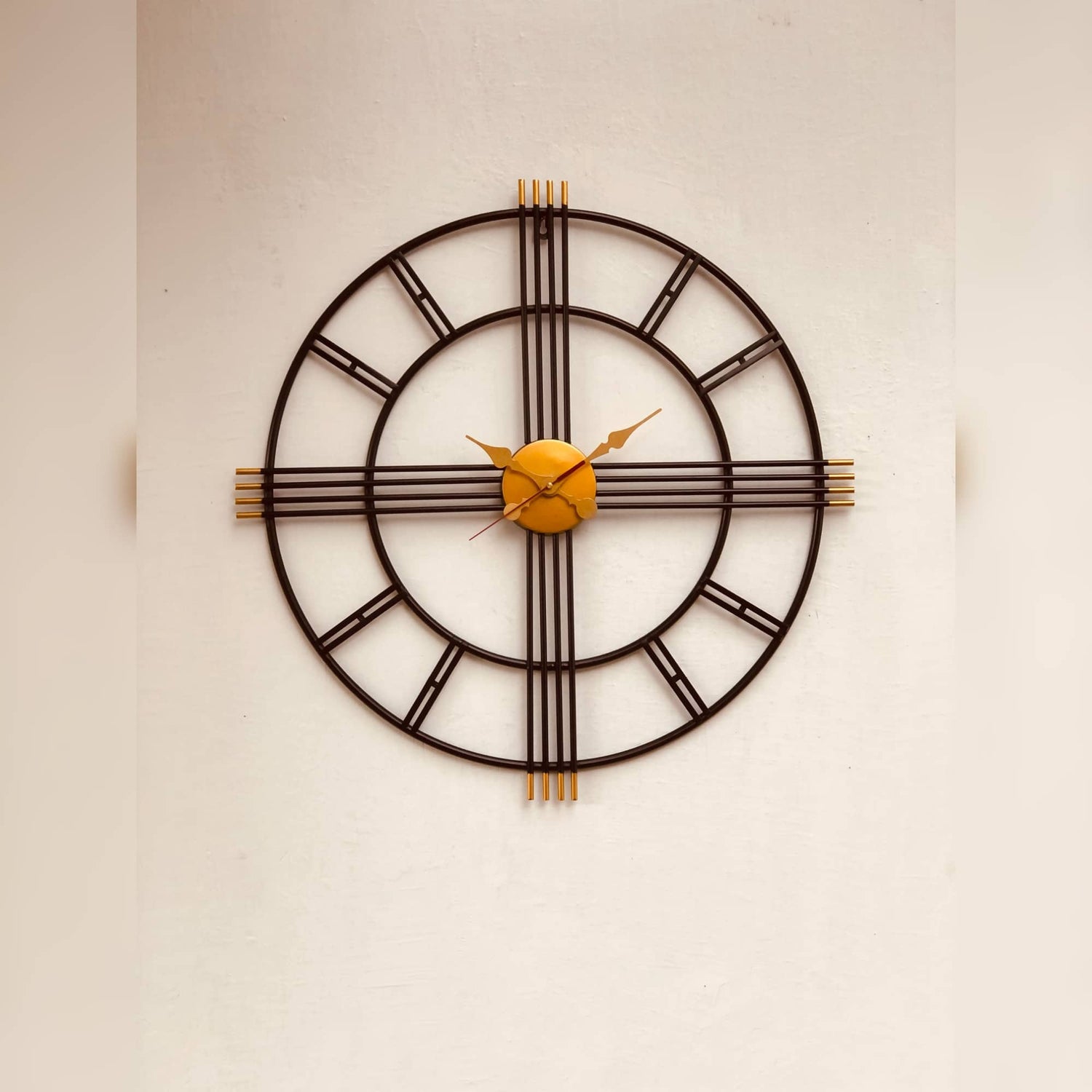 Black and Golden Wall Clock | 26 Inche Dusky Lory