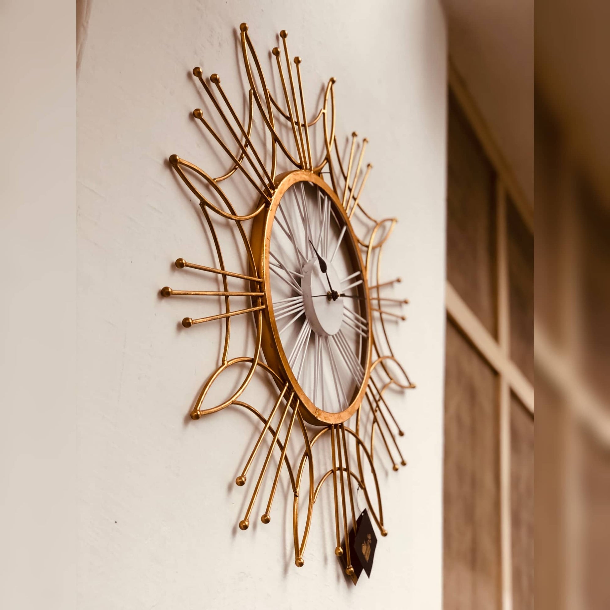 Golden & White Wall Clock | 25 Inch Dusky Lory